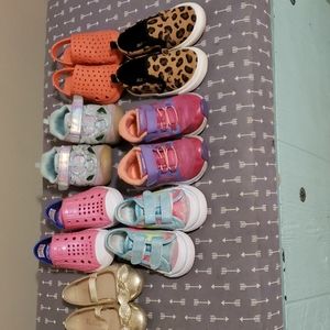 Size 6 toddler shoes lot
